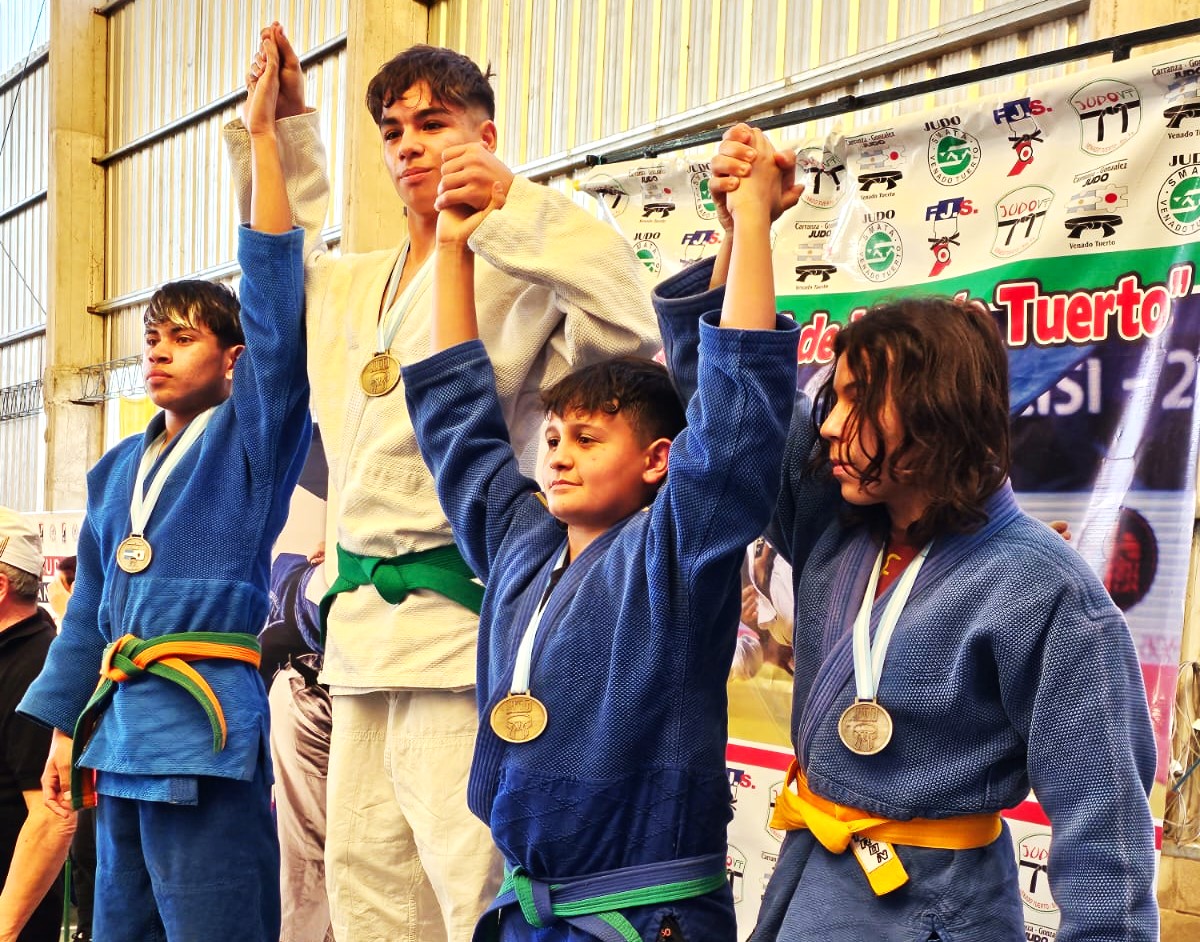 Alumnos de la Academia de Judo Shin Gi Tain obtuvieron un montón de preseas en Venado Tuerto
