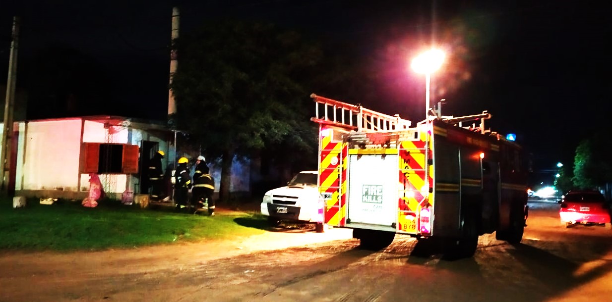 En la noche del viernes se incendió una vivienda en el sector oeste de la ciudad