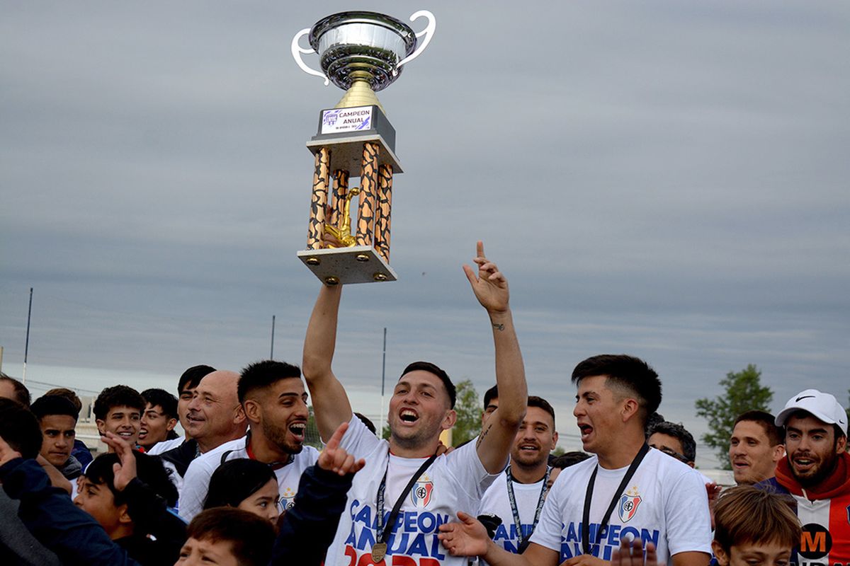 Belgrano se quedo con la copa de la Final Anual