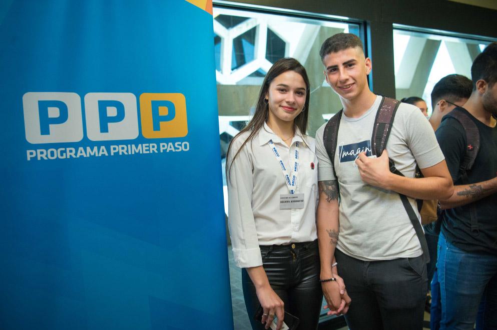 Cobran los beneficiarios de los programas de empleo