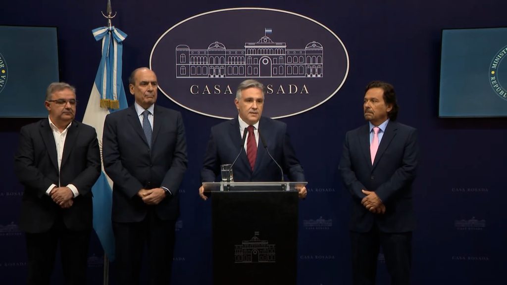 Llaryora calificó la reunión con Milei como una muy buena señal institucional