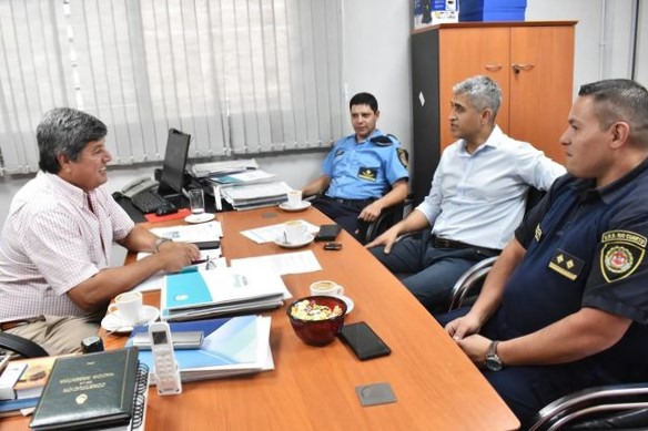 Casari se reunió con representantes de la Policía Departamental