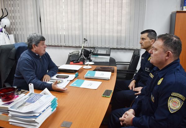 El Intendente Casari se reunió con autoridades policiales