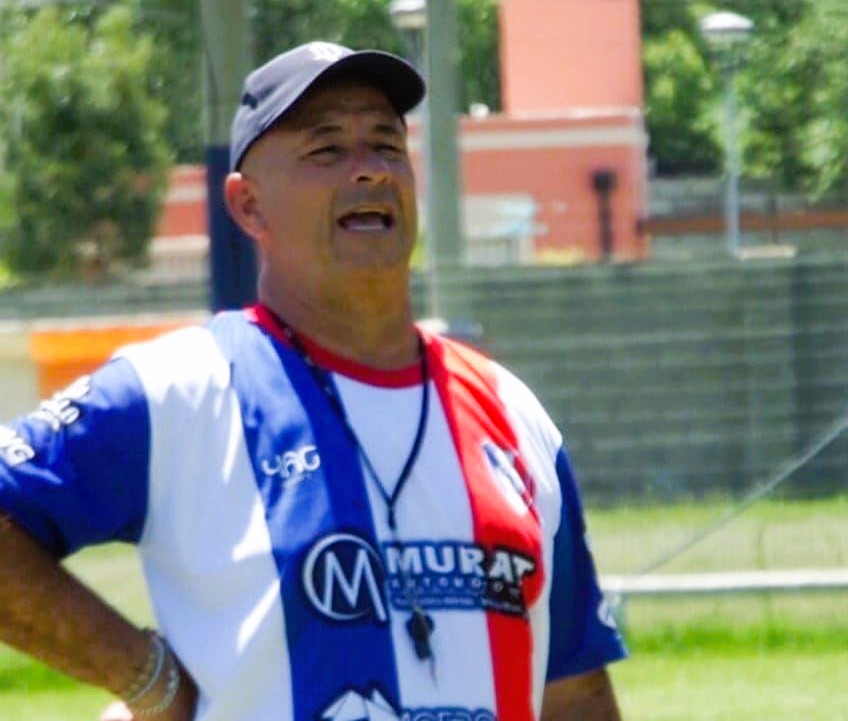 Vivaldi dejó de ser el técnico de Belgrano