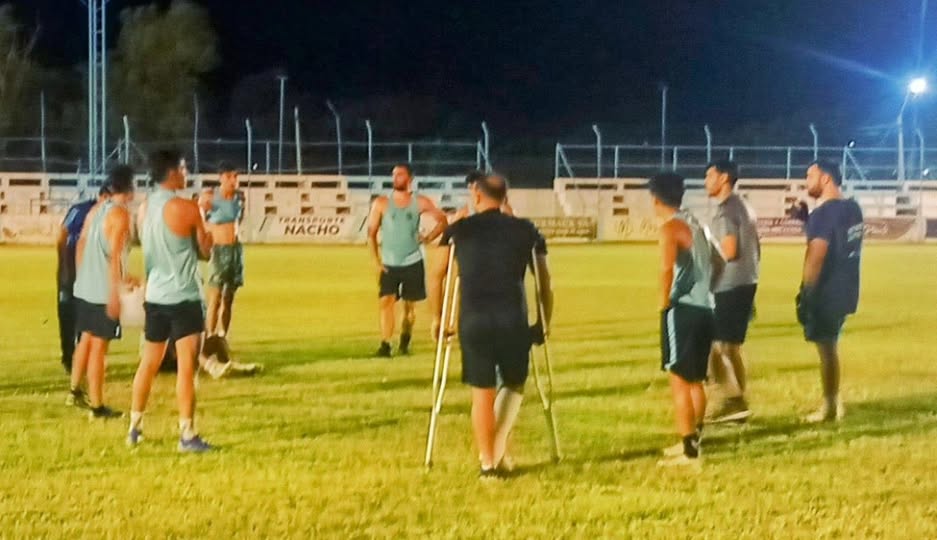 Diego Campos ya tiene definido el equipo que enfrentará este domingo a Independiente Ranqueles