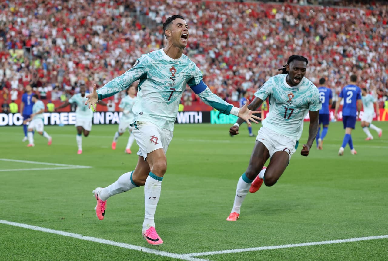 Con el sello de Cristiano y un VAR milimétrico, Portugal venció a Croacia y va por España