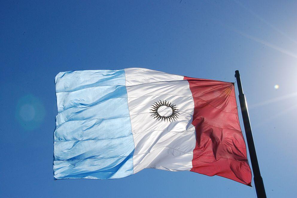 Córdoba celebra el Día de la Bandera Provincial, a 15 años de su creación​