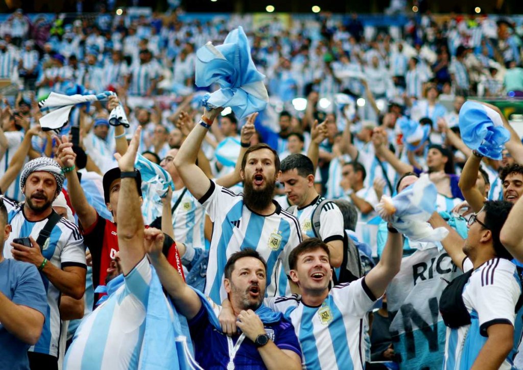 El Gobierno puso a disposición de EE.UU. la lista de argentinos con derecho de admisión en estadios