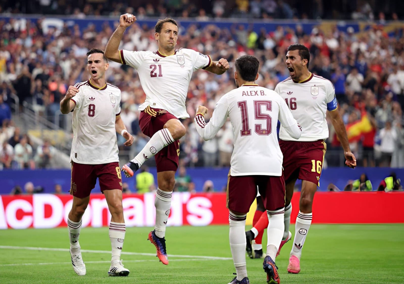 España le ganó dos a cero a Francia y clasificó a la Final del Mundial