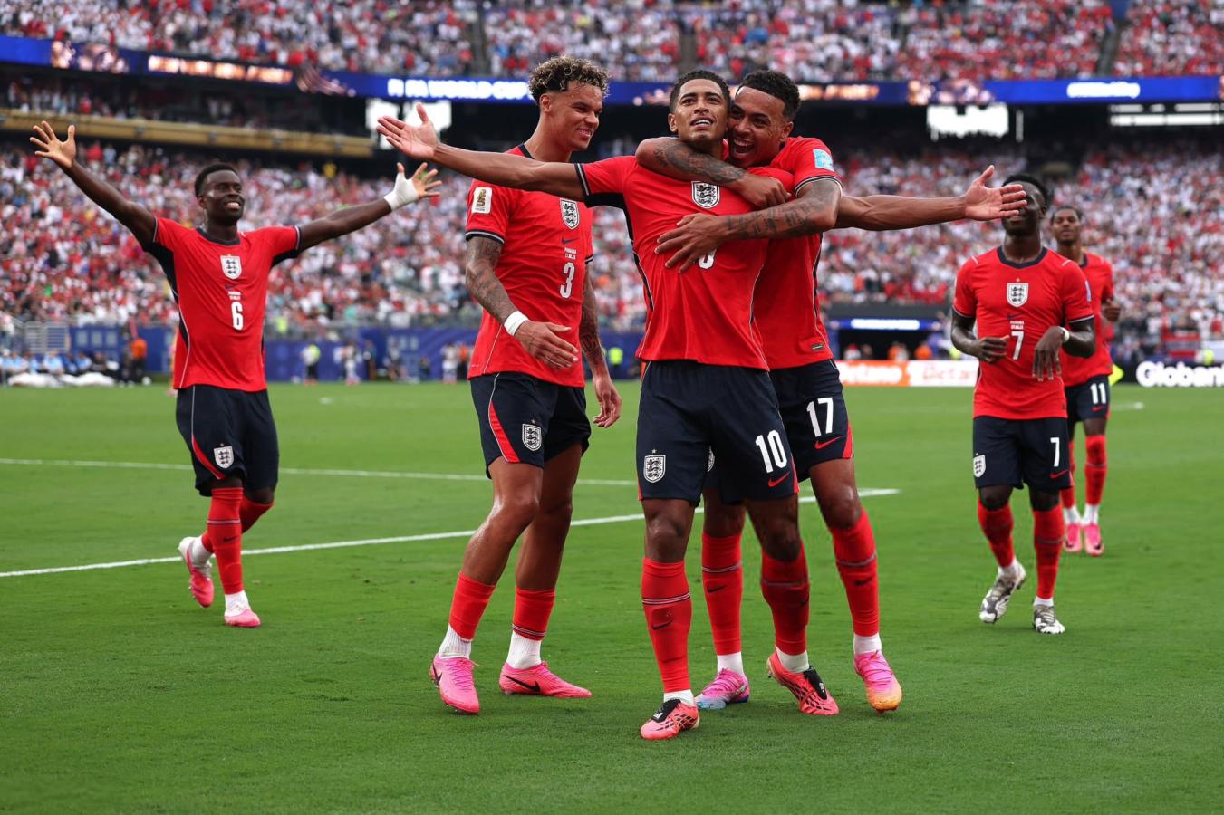 Inglaterra derrotó a Panamá y quedó puntero del Grupo L