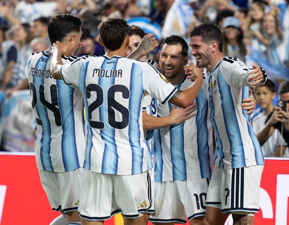 La Selección vuelve al Kempes: la AFA confirmó tres amistosos en el país