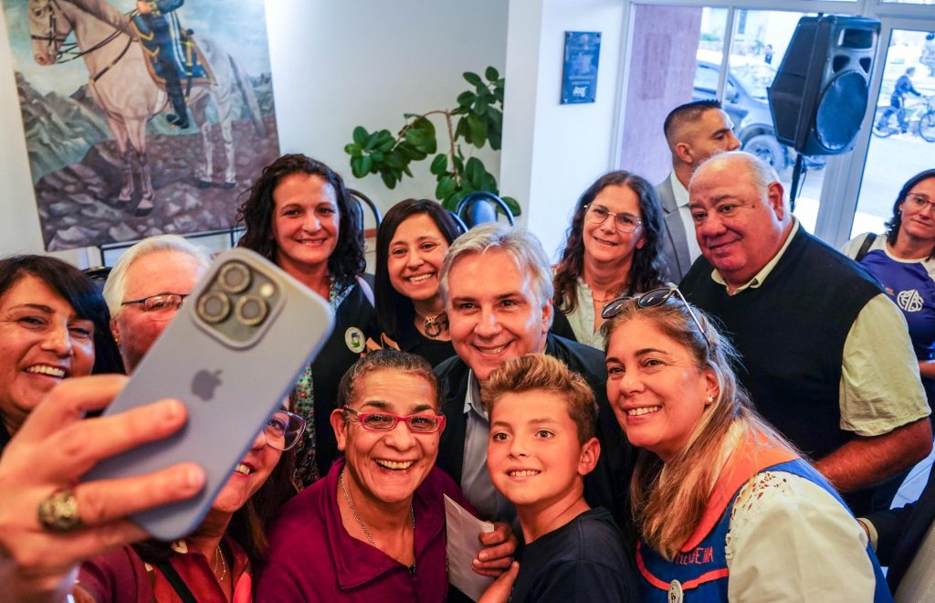 Llaryora finalizó la gira por el departamento Marcos Juárez visitando Guatimozín, Arias y Alejo Ledesma