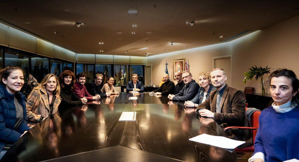 Llaryora se reunió con productores de cine iberoamericano y reafirmó el impulso a la industria audiovisual en Córdoba