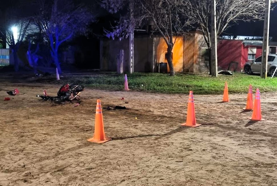 Profundo dolor en Mackenna: Una adolescente falleció tras ser embestida por una camioneta que huía de la policía