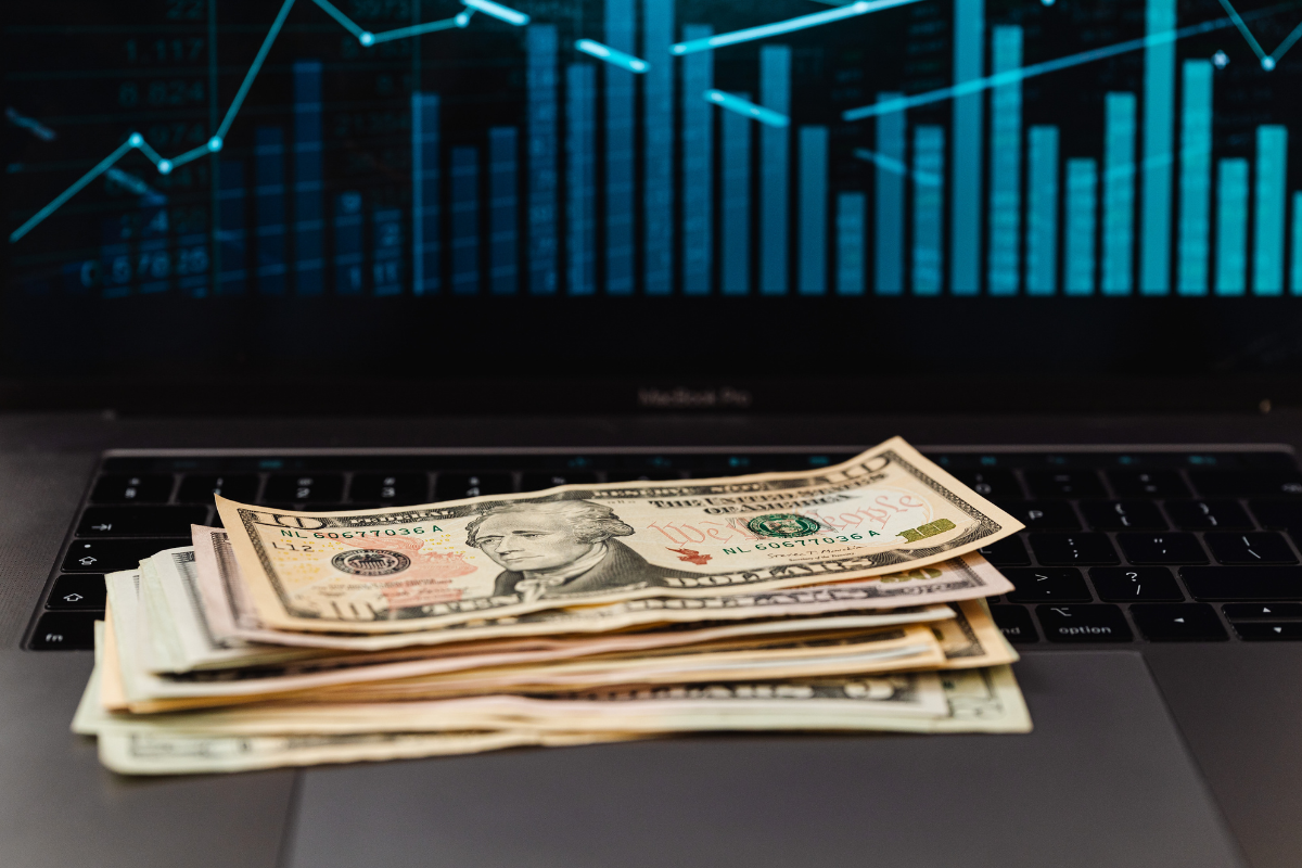 Proyectan que el dólar supere los 2.000 pesos para las elecciones