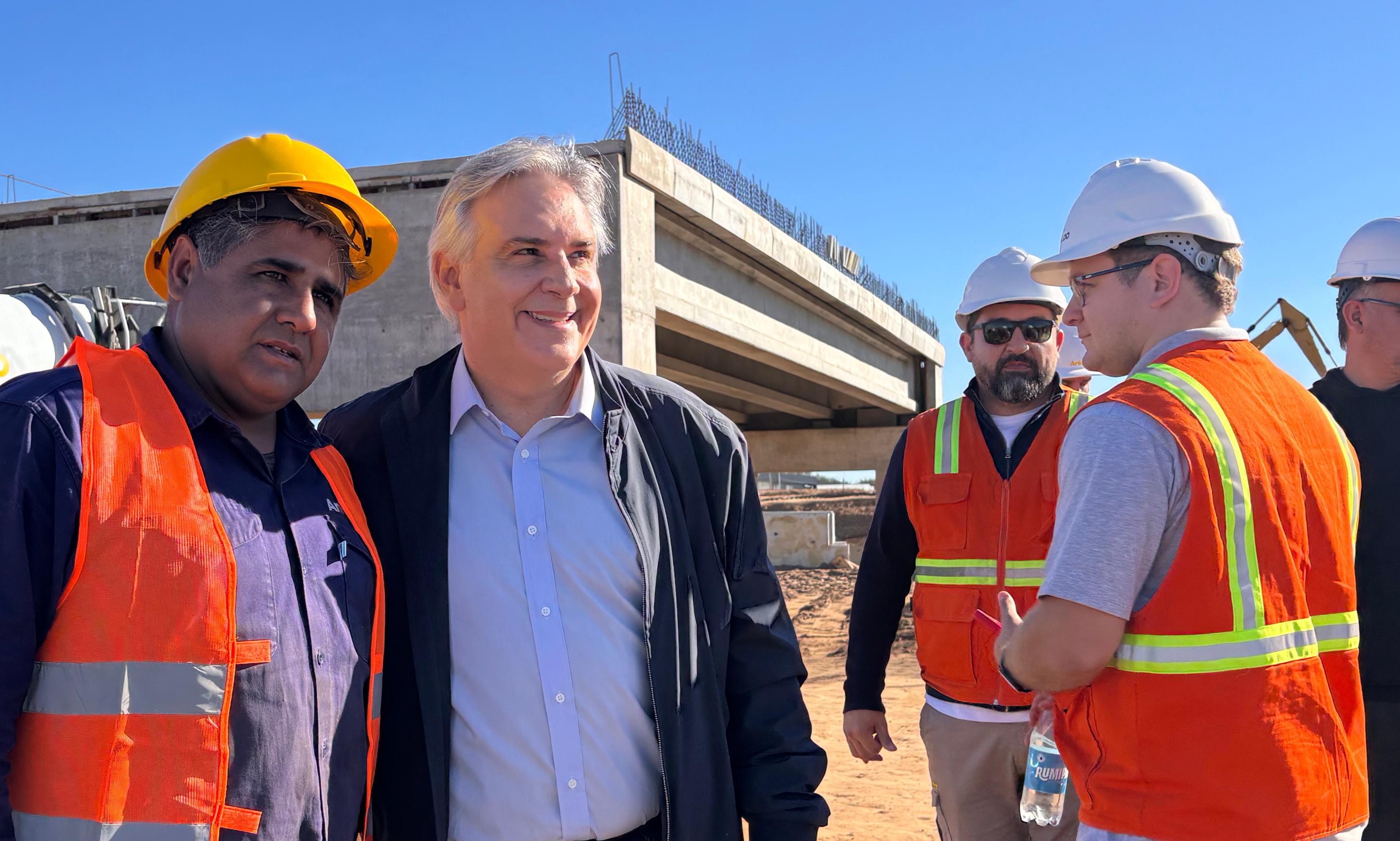 Río Cuarto: Con más de 1.000 trabajadores, Llaryora destacó el avance de los seis frente de obra de la circunvalación