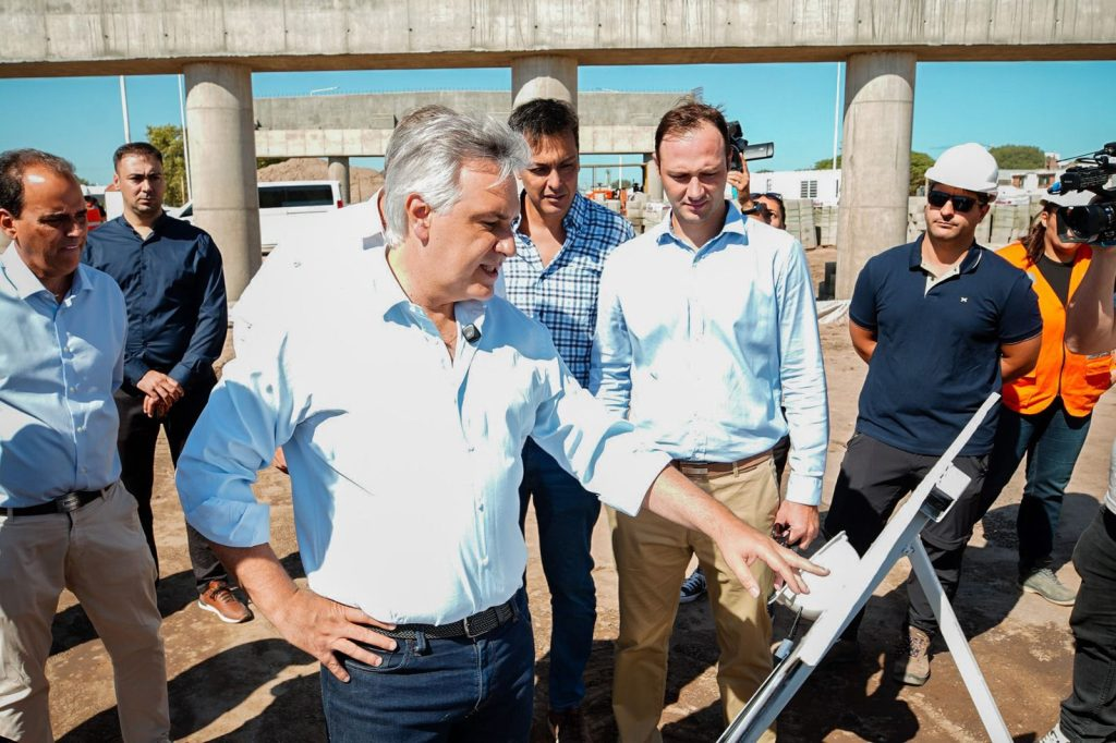 Río Cuarto: Llaryora supervisó el avance de la obra de la Circunvalación​